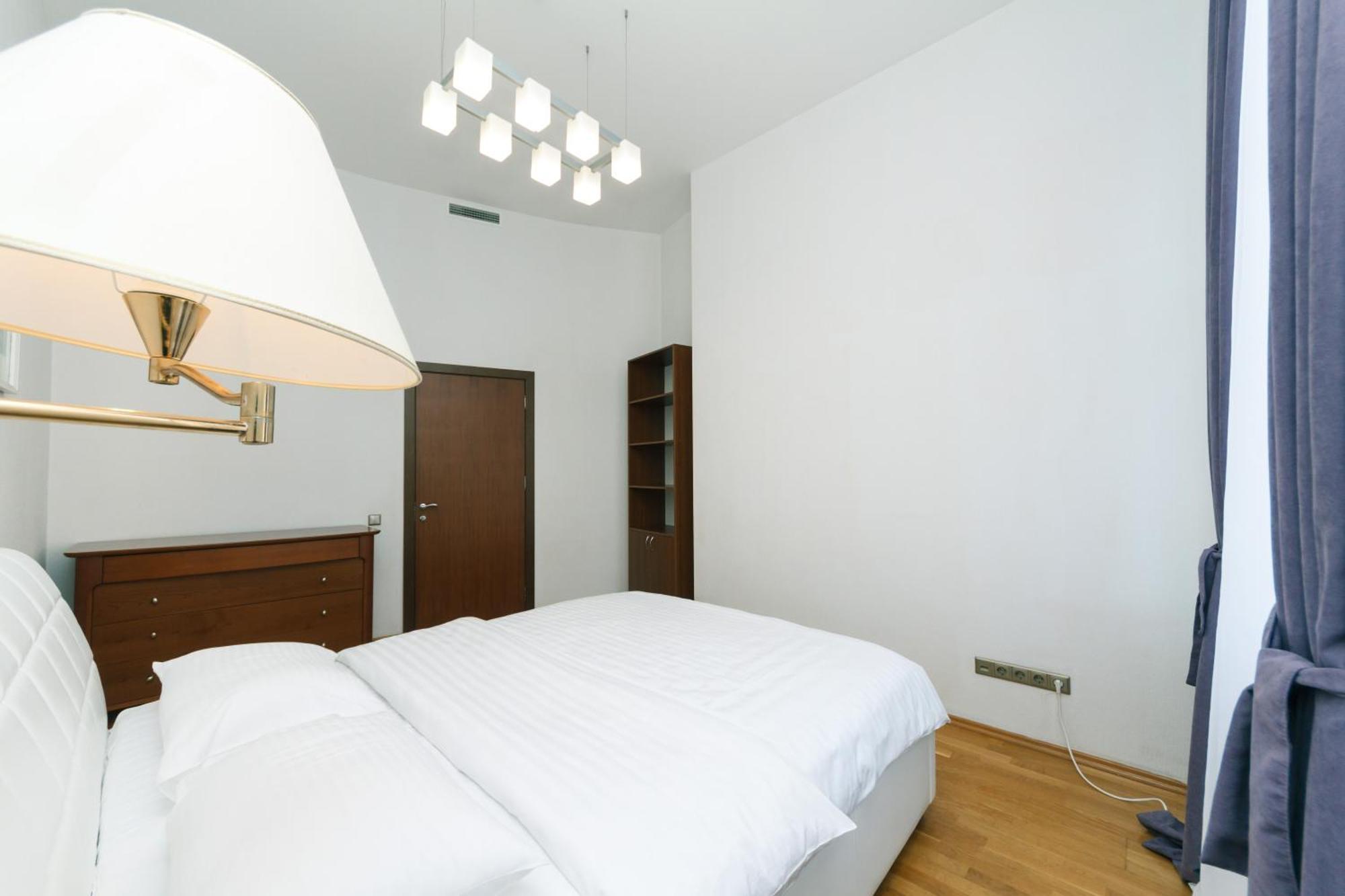 Lux Near Maidan, Khreschutyk 3Br Apartment เคียฟ ภายนอก รูปภาพ